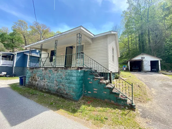 414 Main St, Teaberry, KY 41660