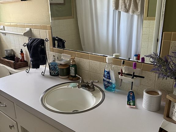 4th image of 545 Bennett Hill Rd