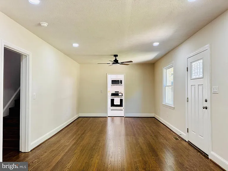 311 Villa Ave — Photo 11