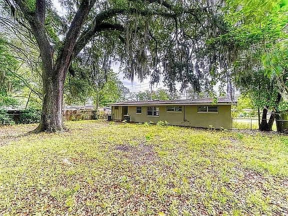 2226 Fouraker Rd — Photo 5