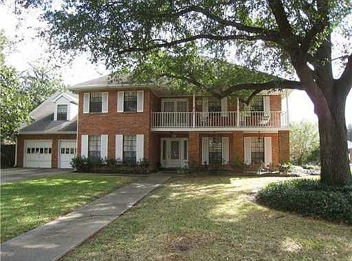 1st image of 25 Holly Dr