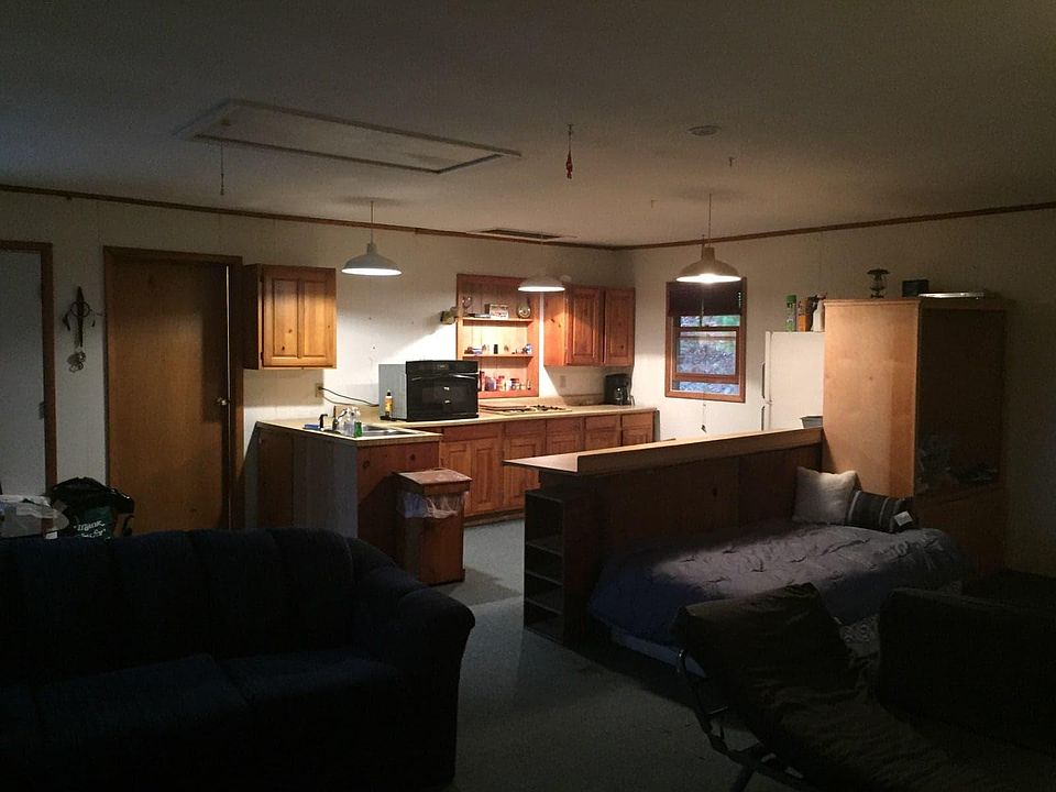 2nd image of 7857 Hickory Hill Rd