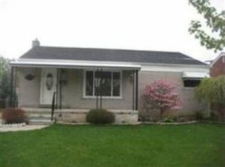 15749 Devoe St, Southgate, MI 48195