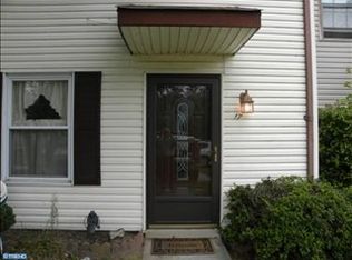 17 Brookshire Rd, Sicklerville, NJ 08081