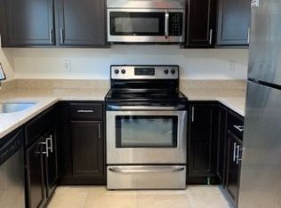 235 Manorhaven Blvd, Port Washington, NY 11050