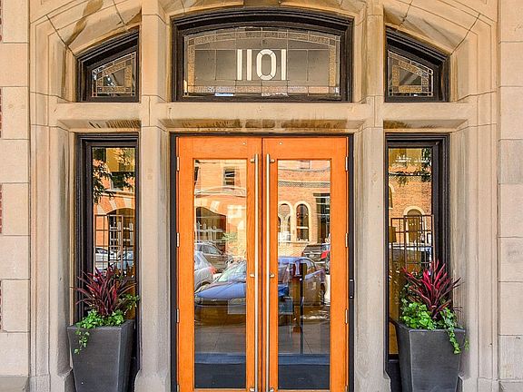2nd image of 1101 Jackson St #203