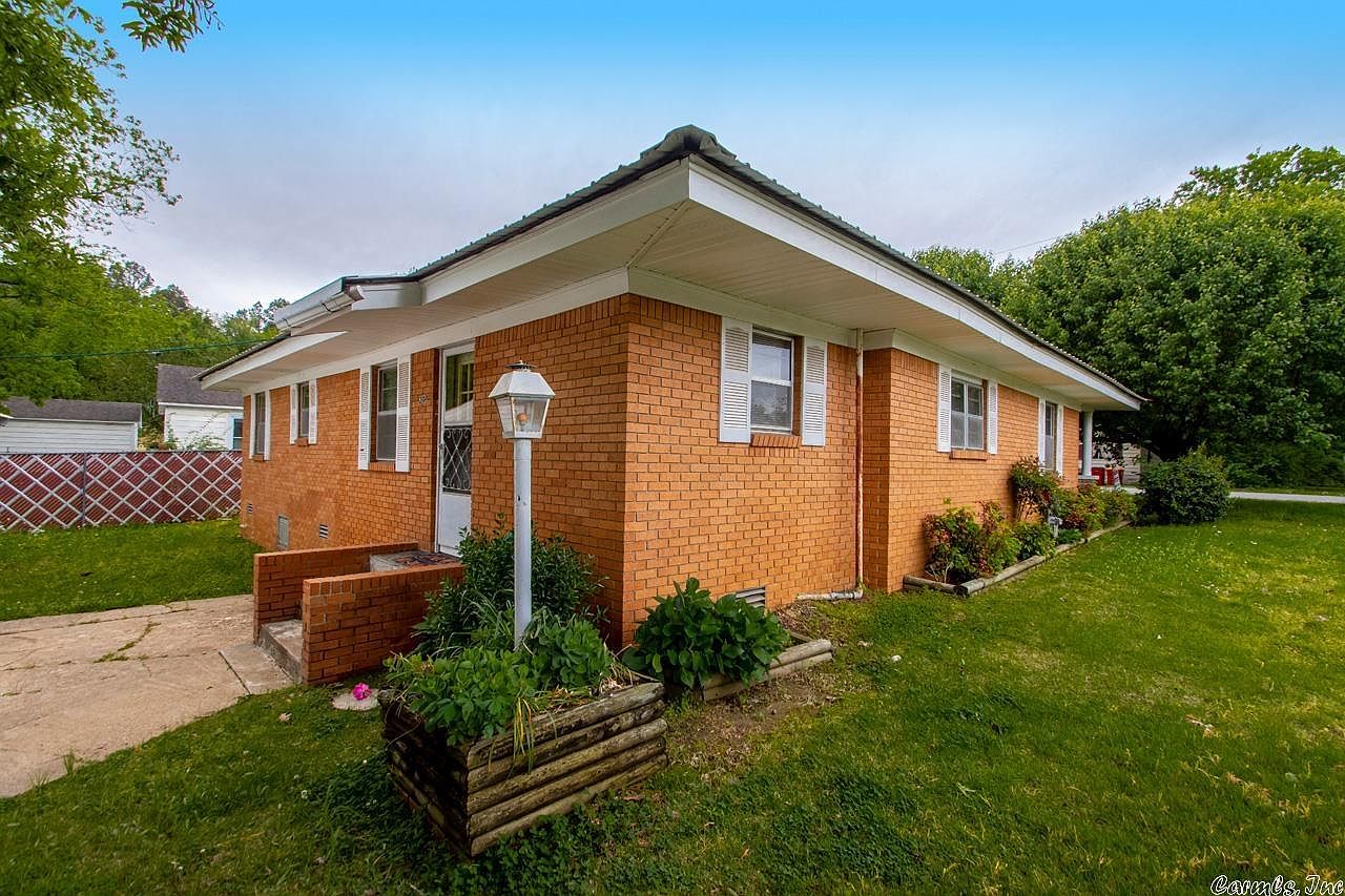 201 S Massey St, Morrilton, AR 72110 Zillow