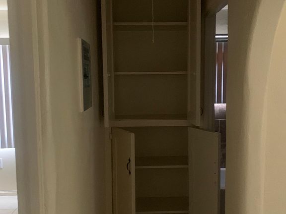 5th image of 275 N Chester Ave APT 3