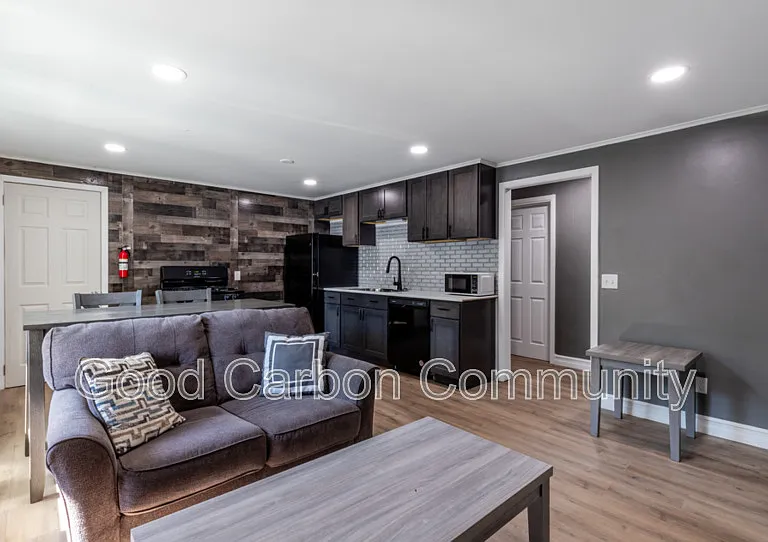 42 Water St — Photo 2