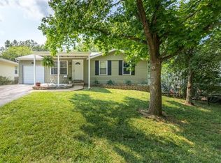10 Spring Fawn Ln, Saint Peters, MO 63376