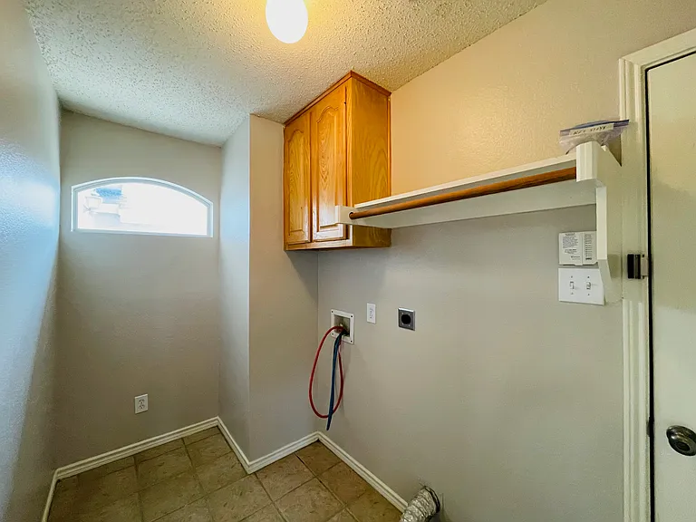 5621 Flowerwood Ln — Photo 21
