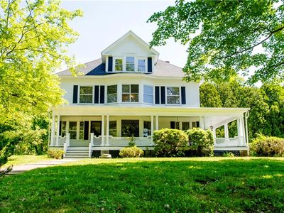 1045 Douglas Tpke, Burrillville, RI, 02830