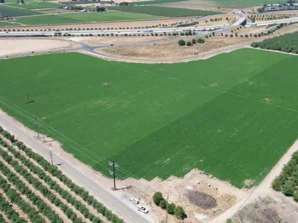 Grove Ave, Winton, CA 95388