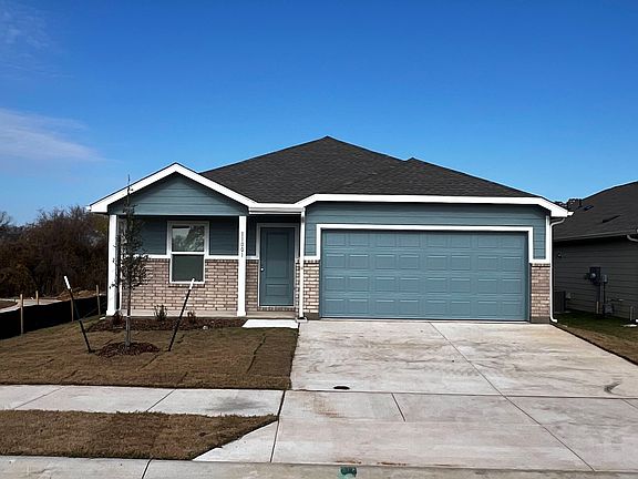 3rd image of 11001 Triple Crown Ct