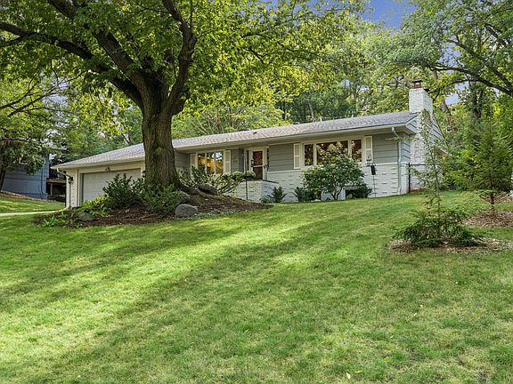 2nd image of 4418 Ellerdale Rd