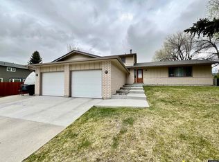 2111 Trojan Dr, Casper, WY 82609