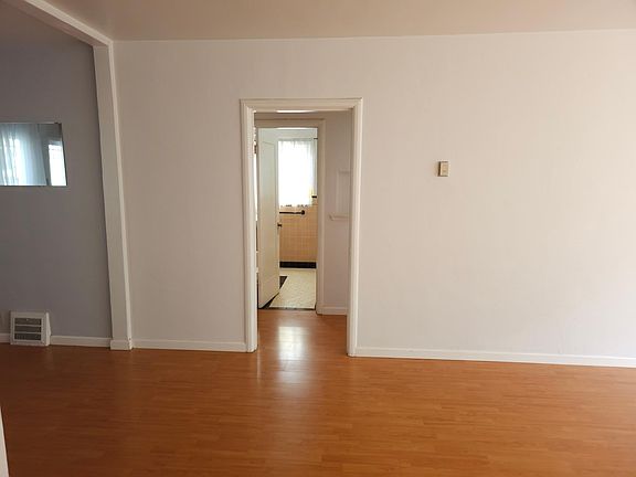 5th image of 608 Brooklyn Ave APT 1