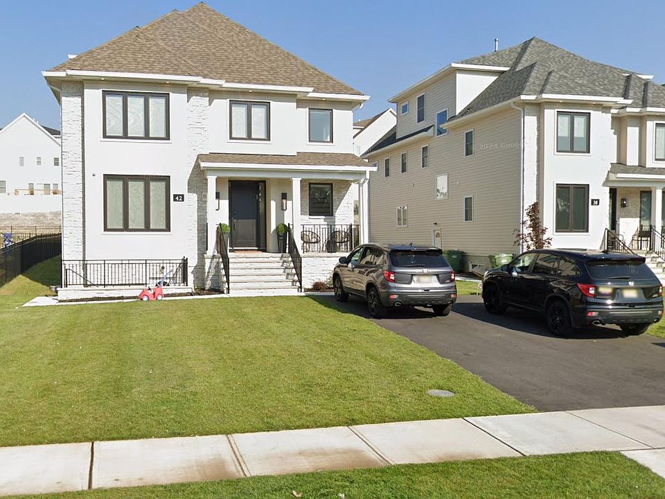 1st image of 42 Sims Ave