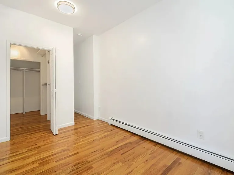 105 E 100th St #1A — Photo 6