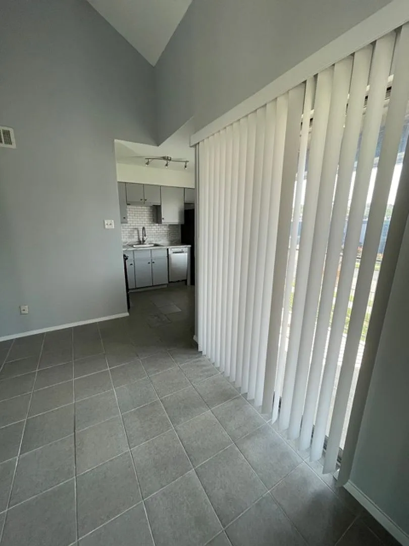 Cute Loft - Close to Downtown — Photo 3