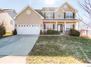100 Harvestgate Ct, Lake Saint Louis, MO 63367