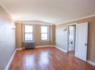 1601 W Rosemont Ave #702, Chicago, IL 60660