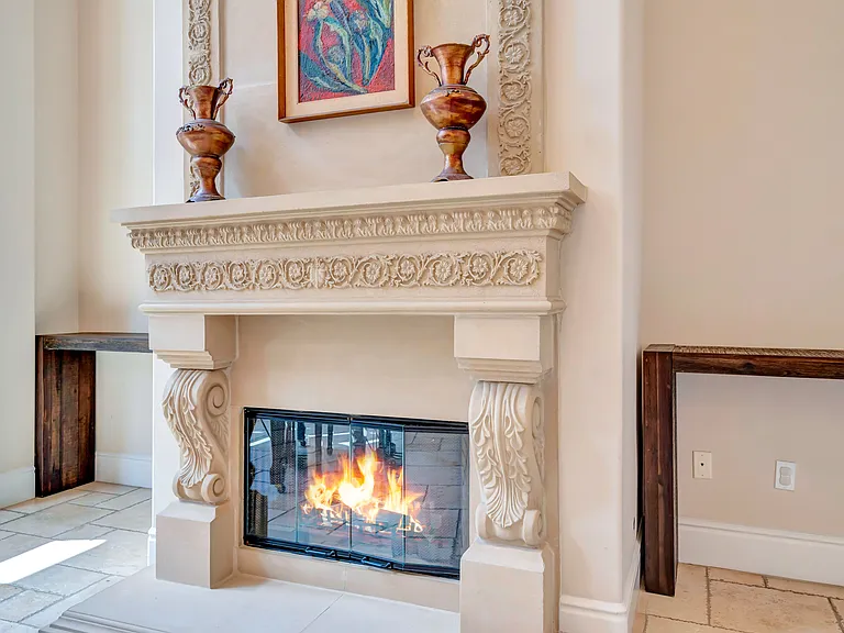 4820 Valjean Ave — Photo 41
