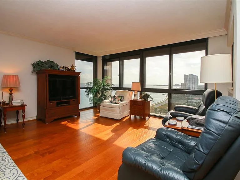 3301 Bayshore Blvd #1609A — Photo 4