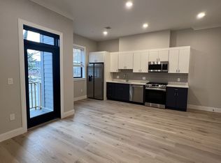 157 Everett St #210, Allston, MA 02134