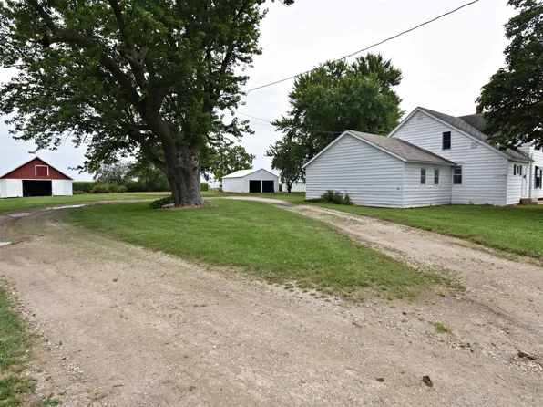 1854 Nathen Bethel Ave, Independence, IA 50644