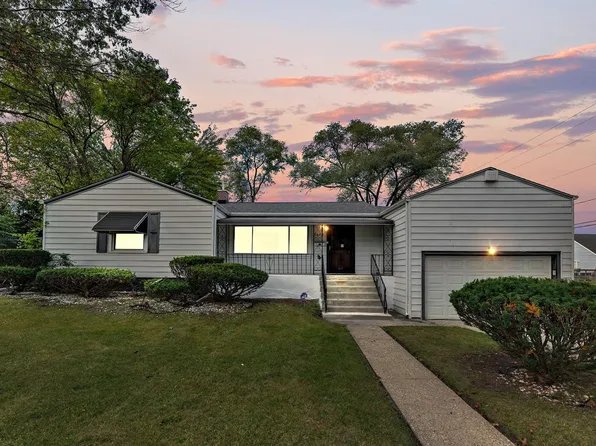5618 E 3rd Pl, Gary, IN 46403