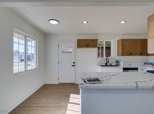 5128 Mountain View Dr, Las Vegas, NV 89146