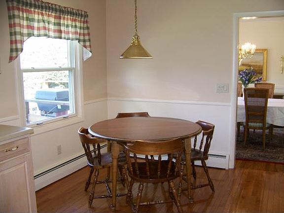 5th image of 4609 Deerfield Pl