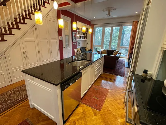 Rented by Brown Harris Stevens | media 4