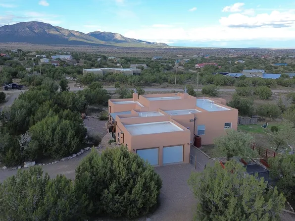 8 Quarter Moon Hill Rd, Edgewood, NM 87015