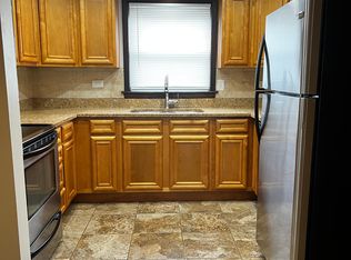 4648 153rd St APT 1E, Oak Forest, IL 60452