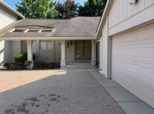 1797 Golf Ridge Dr, Bloomfield Township, MI 48302