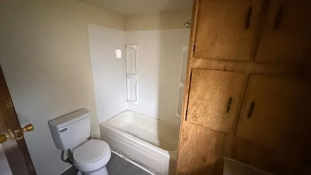 1216 S Bloomington St — Photo 23