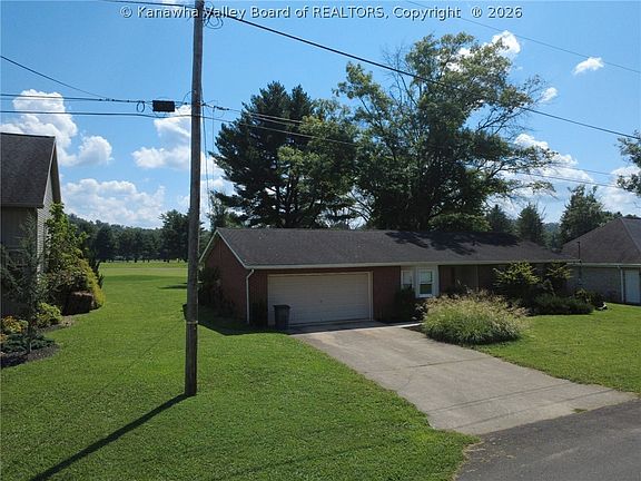 4th image of 140 Big Bend Rd