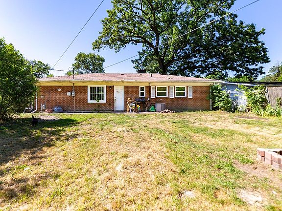 3rd image of 3002 W 38th Ave