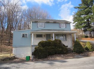 701 Yale St, Archbald, PA 18403