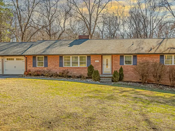 1217 Sarasota Dr, Jefferson City, TN 37760