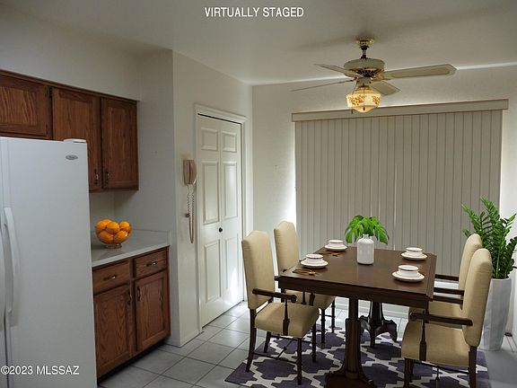 3rd image of 752 W Calle Del Regalo