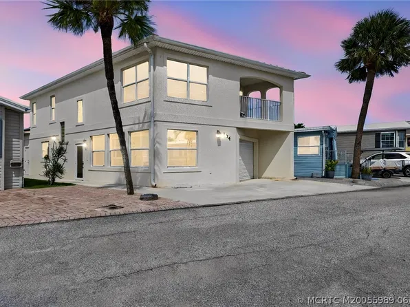 184 Nettles Blvd, Jensen Beach, FL 34957