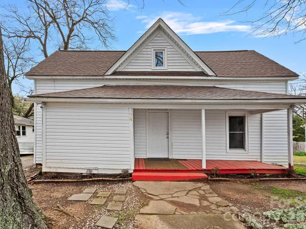 74 Meadow Ave NE, Concord, NC 28025