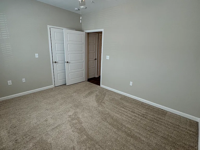 472 Houston Ridge Dr #817 — Photo 16