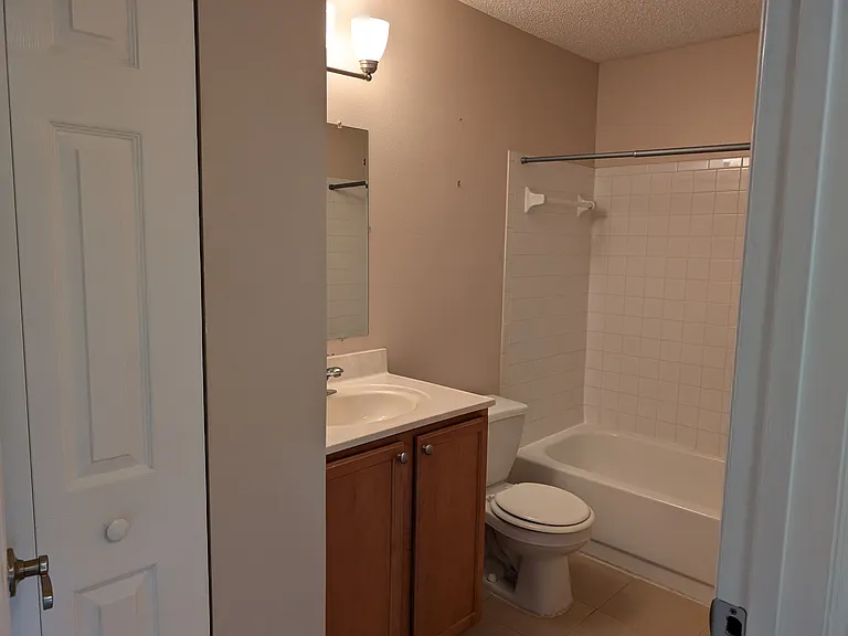 221 Lake Brook Cir #208 — Photo 8