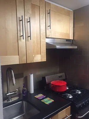 Rented by Compass | media 47