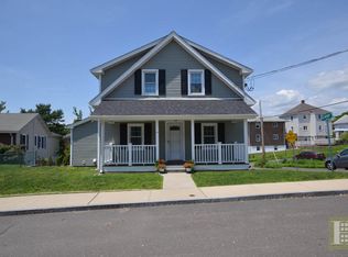 300 Hamilton Ave, Greenwich, CT 06830