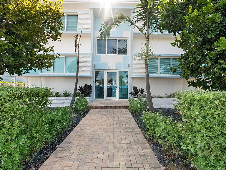 6971 Carlyle Ave #107 — Photo 1
